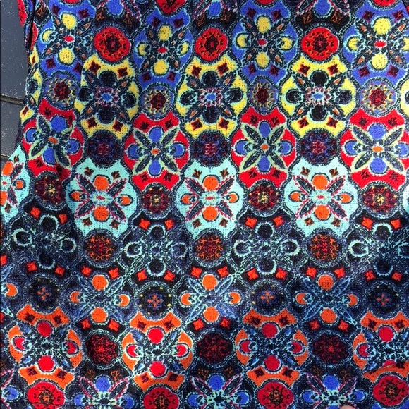 Bright Patterned Soft Shorts - Picture 4 of 4